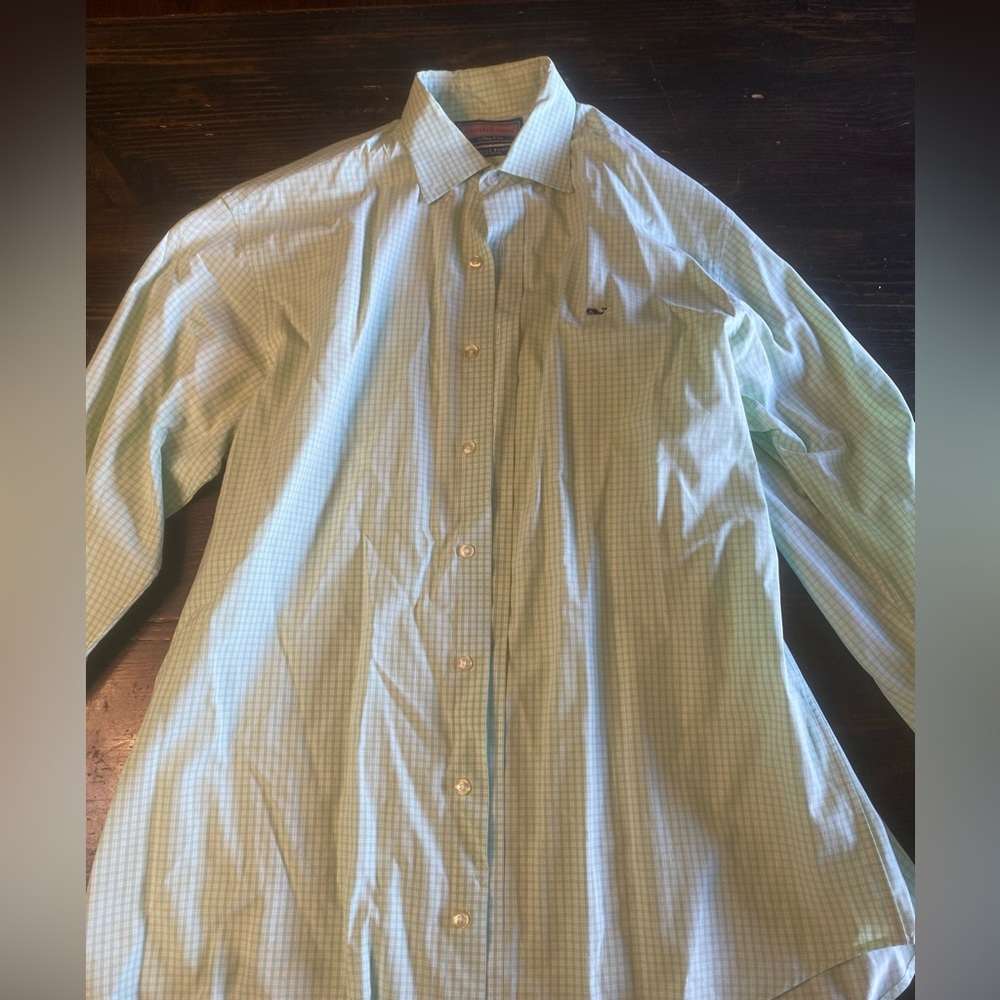 Vineyard Vines button up